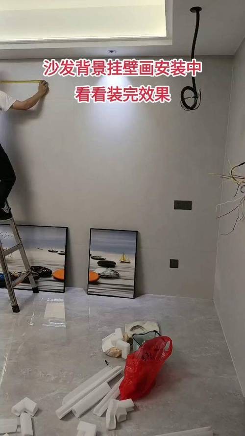 瓷砖墙面如何挂画图片