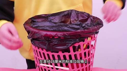 垃圾桶上放一根筷子，真是太棒了，我也是刚学会，解决一大难题