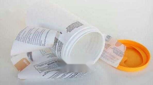 废弃塑料瓶DIY壁挂收纳盒 旧物改造 第2张