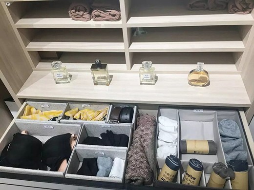 伊百丽人性化家居定制,体验智慧家居生活