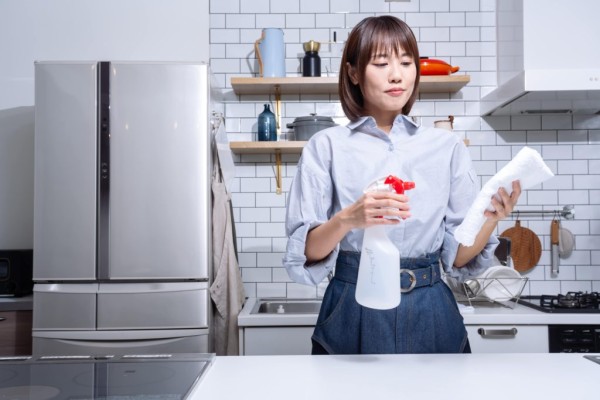 自分で室内の除菌を行う