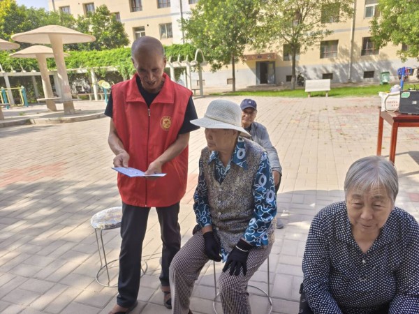 适老化改造补贴咋领取　永昌党员进小区开讲啦