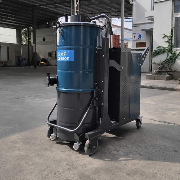 克莱森的移动式工业吸尘器