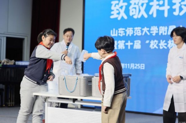 《山东科技报》刊登山东师范大学附属小学科创教育实践案例《让科技教育扎根日常》