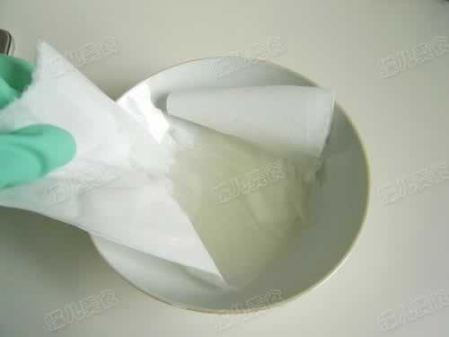 清理厨房灶台瓷砖顽固污渍小窍门的做法