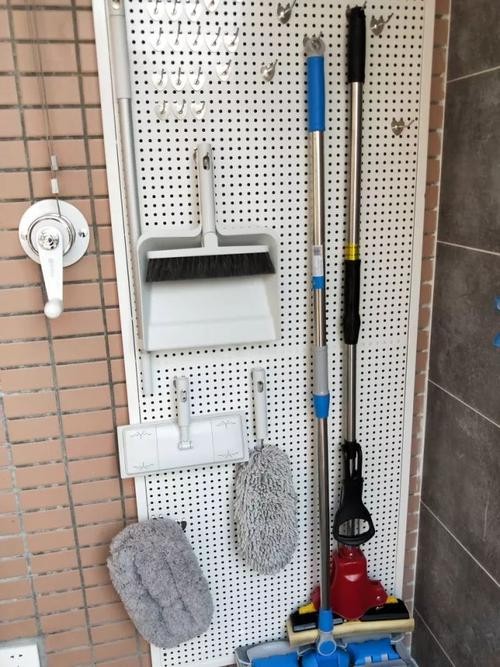家务工具没地儿搁?你居然被贫穷和空间限制想象力