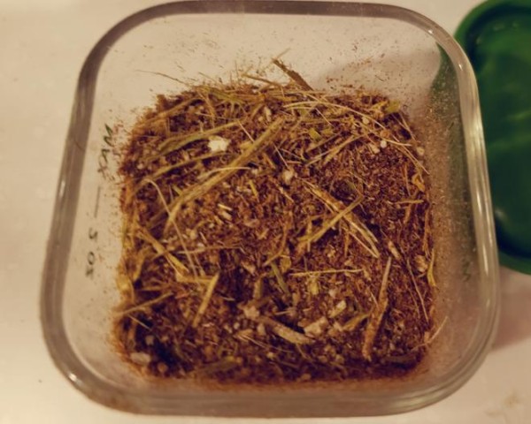 茴香杆妙用-自制茴香粉的做法