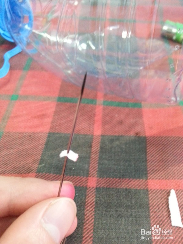 旧物改造——矿泉水瓶改造隐形收纳盒