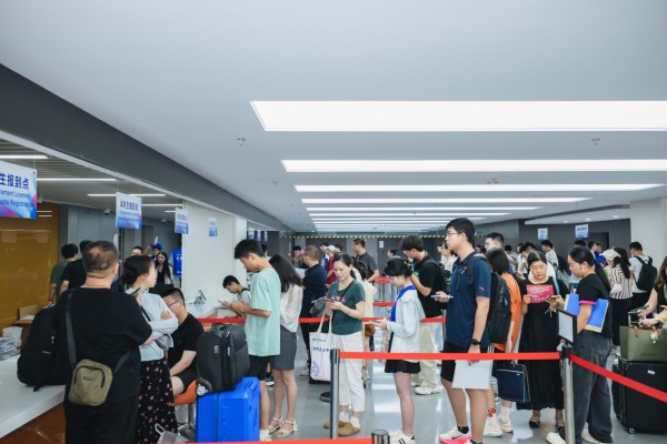 配图2