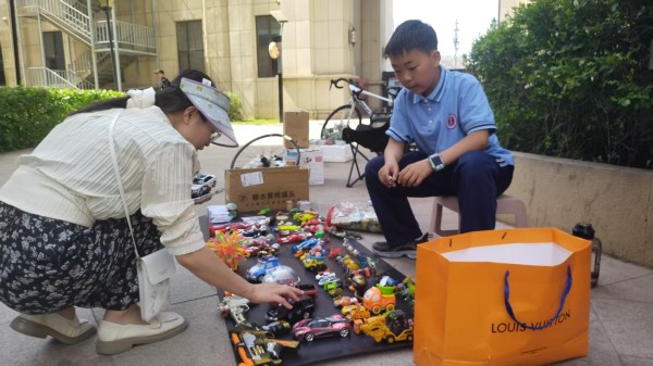 万通路街道举办“我的集市我做主 引领社区生活新风尚”主题活动相关图片