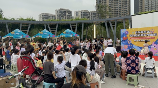 书香惠民伴夏夜，多元服务暖人心！“泉城书荟”文化市集走进环保科技园社区