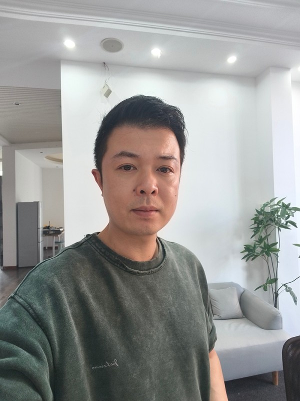 李老师.jpg