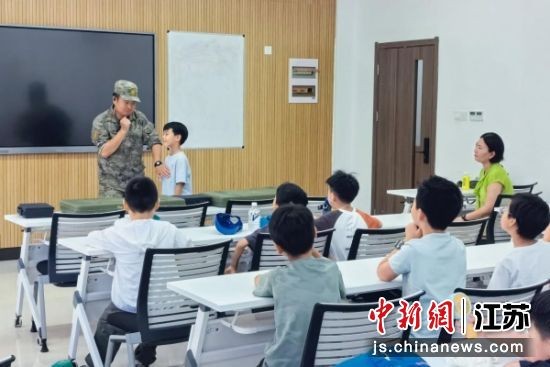 一日夏令营活动在中国矿业大学文昌校区举办。苏电社区 供图