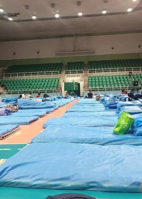 兰大连续3年打地铺让新生家长免费住