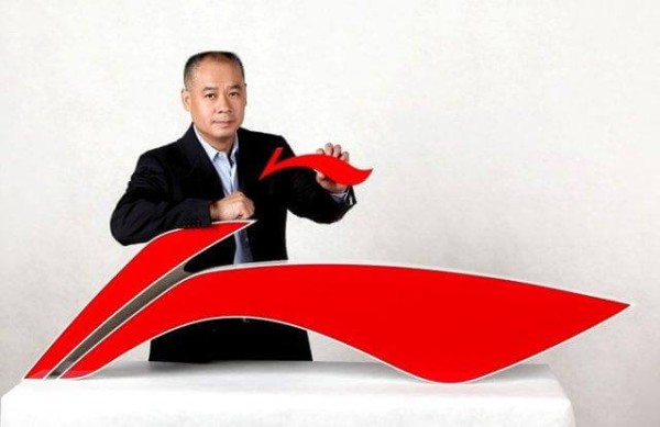 李宁标志的含义是什么(LOGO含义及标志变化前后设计理念解析)