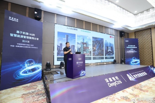 https://r.sinaimg.cn/large/article/f715af2122bd078746e923338d5c3924