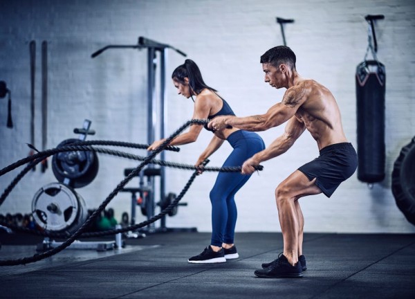 body builder training in industrial urban gym