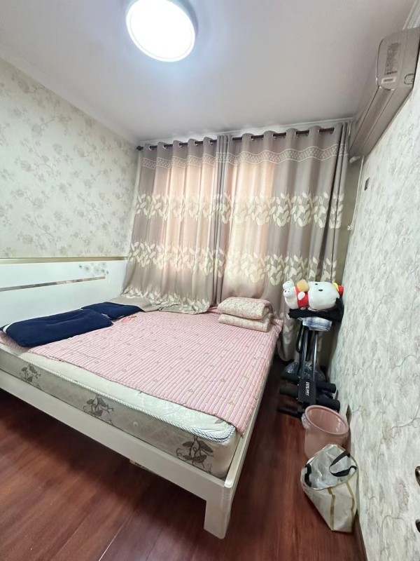 剑桥公馆 精装小三室 黄金楼层 业主急售