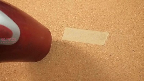 6种快速清除双面胶的方法 教你怎么去除双面胶