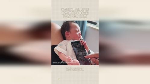 出生10天的小宝宝，意外触发特殊技能，奶奶脑瓜嗡嗡的！