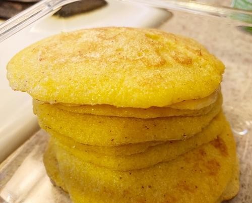家庭美食DIY——酸奶玉米饼(做法简单)