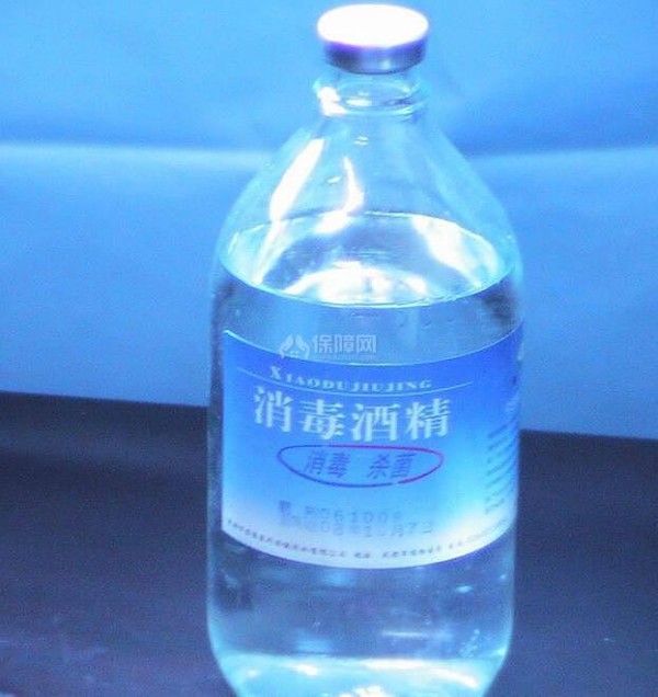 家居DIY：快过年了，清洁家具就该学会这十招!