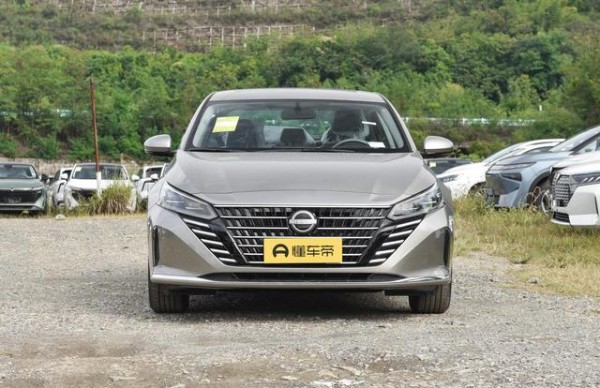 日产天籁12.78万起,旗舰舒享空间全维降噪超智联+远程操控-有驾