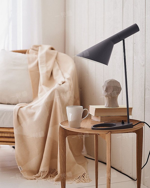 12-skandinaviska-designklassiker-aj-bordslampa-nordicnest-768x960.jpg!710