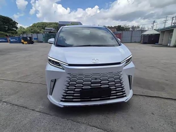 25款 雷克萨斯LM500h 2.4T 油电混动 6座 韩版 港口现车 可谈
