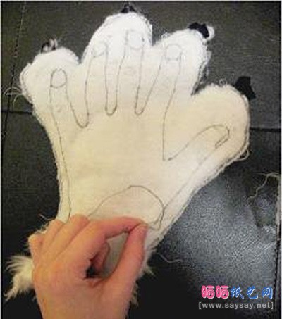 可爱的猫爪手套制作教程步骤1-m.saybb.net