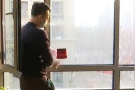 窗外的玻璃又脏又不好擦?这几个妙招简单不费时,轻松搞定!视频封面