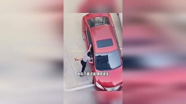 女司机的神操作！