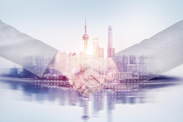 小天才智能家教机:让学习变得更加轻松高效 图1