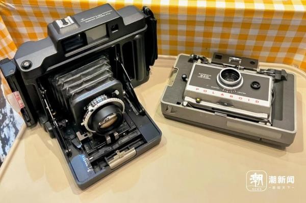 撕拉片机器 FujiFP-1和宝丽Bigshot 戴凯霖 摄