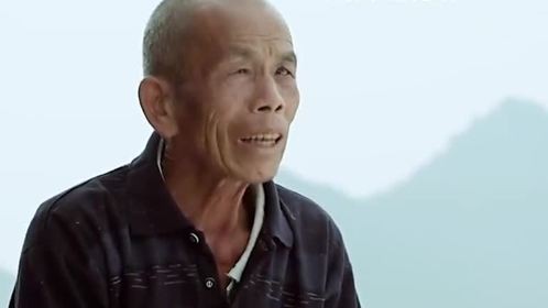 他是受害者的后代，铭记历史