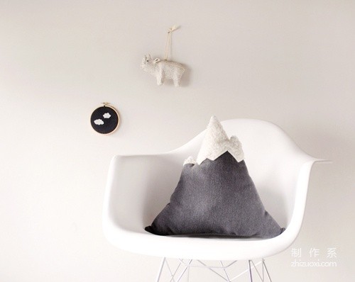 手工DIY礼品雪山枕作品