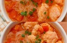 减脂餐｜番茄虾滑粉丝汤，汤鲜味美～