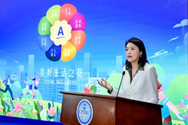 安利(中国)市场部及研发中心副总裁陈佳