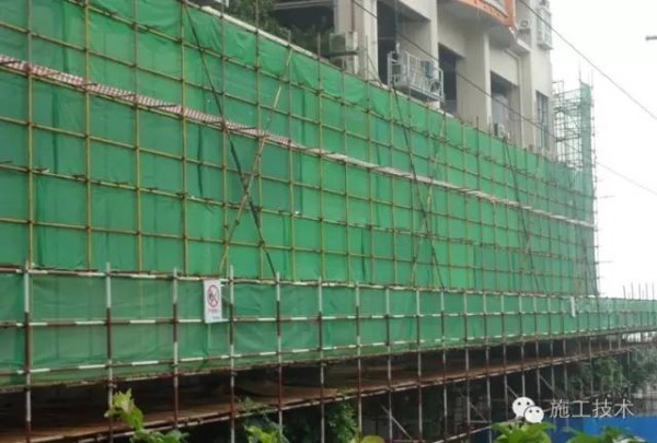 边坡施工安全注意事项资料下载-安全生产必备——建筑施工安全119问（纯干货，务必收藏）！！