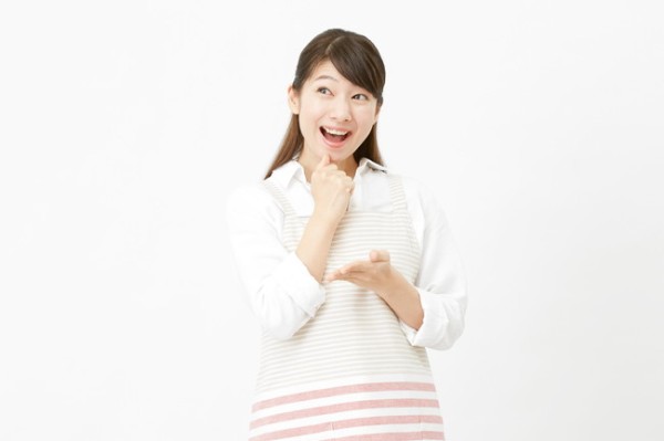 ひらめく主婦　女性　エプソン
