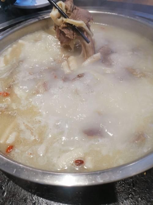 蚂蚁庄园清炖羊肉配方 软烂入味羊肉汤的烹饪小窍门