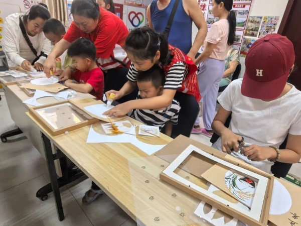 当秋天遇上童年,看孩子们“潮”玩开学季!