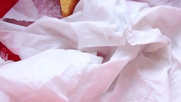 怎么去除衣服上的墨渍 清除墨汁方法