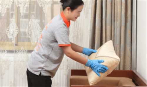 天津东丽保洁上门打扫电话收费_快速上门