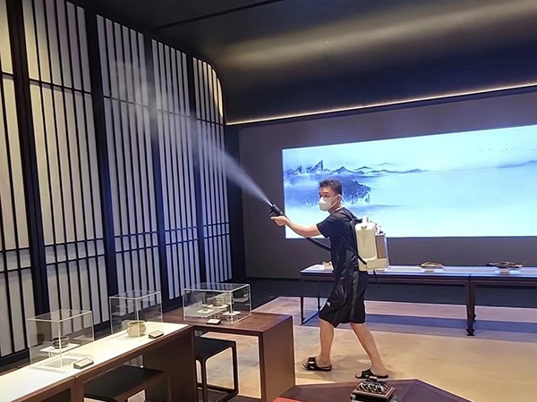 办公楼中堂开荒保洁有哪些建议？的图片