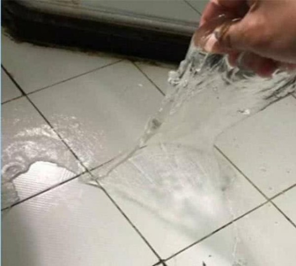 卫生间磁砖已经铺好的情况下，漏水怎么处理？