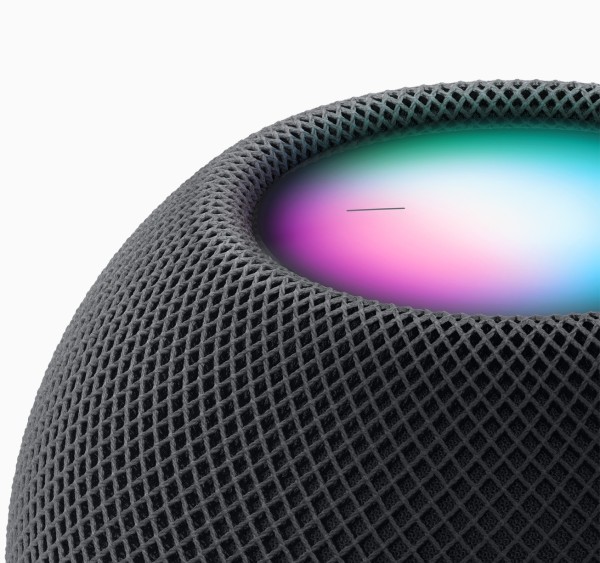 ▲ HomePod mini 拥有事事胜任的智能助理 Siri。