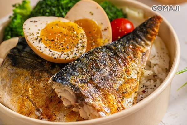 薄鹽鯖魚