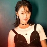 一杯镜子里