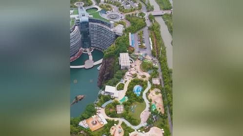 深坑奇迹：为何五星级酒店会选择建在深渊之中？